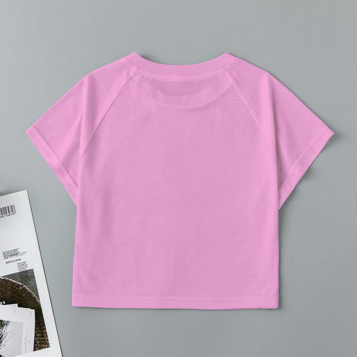 Eco-friendly  All-Over Print Women's cropped Raglan T-shirt With Short Sleeve